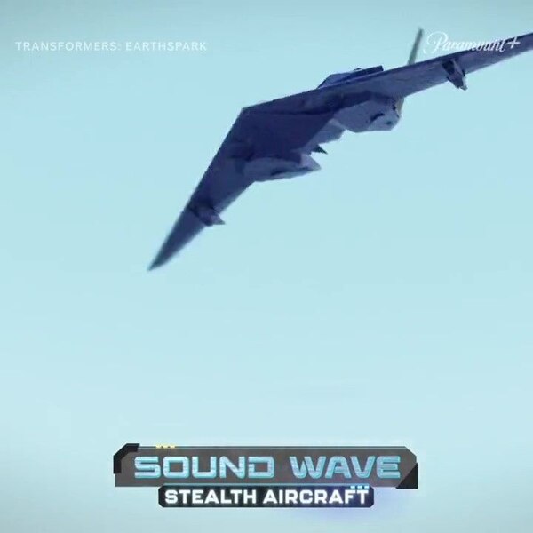 Transformers EarthSpark Soundwave Image  (30 of 40)